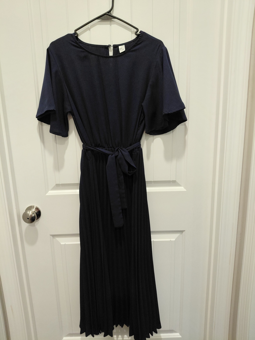 Navy Maxi Dress with Tie Waist and Pleated Skirt